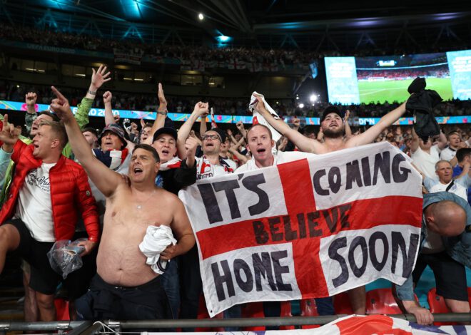 英格蘭球迷說「Football’s coming home」：背後的歷史與情感